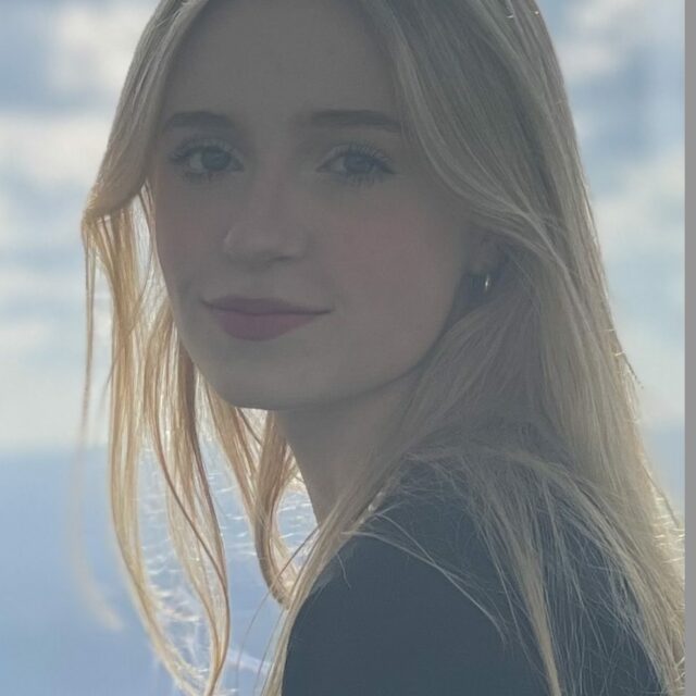 Ella De’Cofin